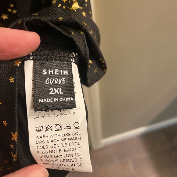 NWOT Black dress, gold stars. Never worn - Picture 2 of 6